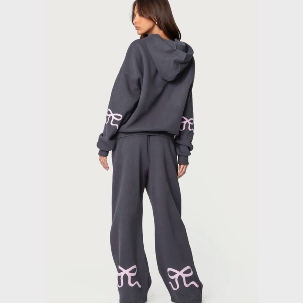 Edited grey hoodie and matching pants with bow details size large NWT